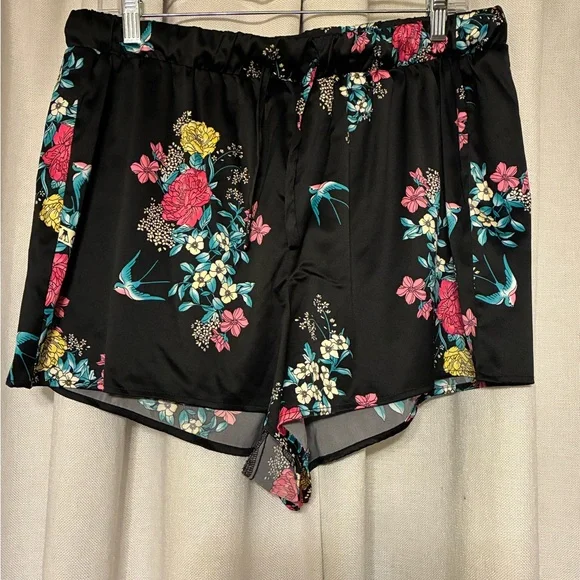 Torrid Pajama Shorts Set - Black - Picture 4 of 7